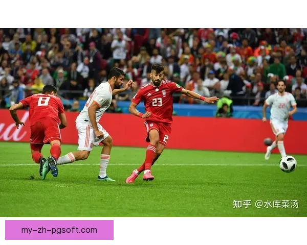 中国男足世预赛补时丢球遗憾逆转引发球迷热议